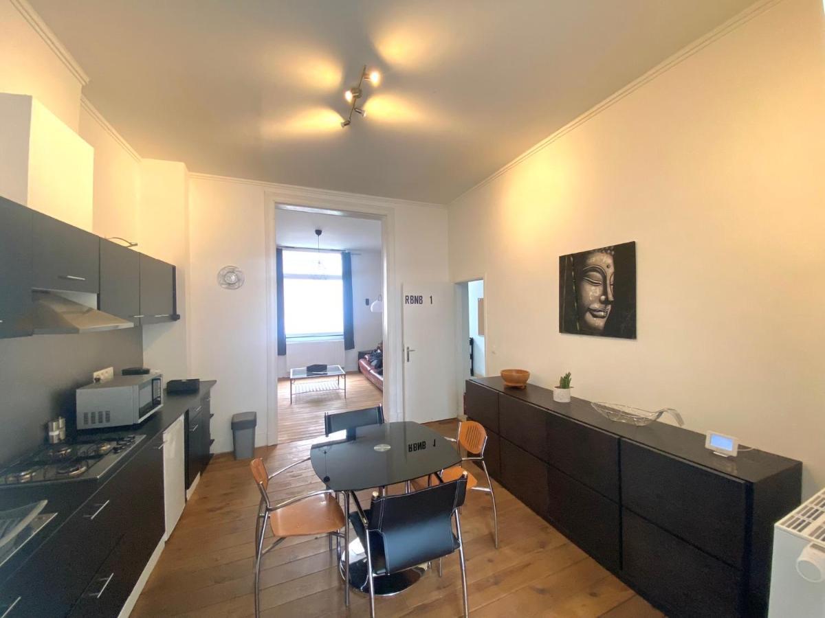 Au logement mosan Namen Buitenkant foto
